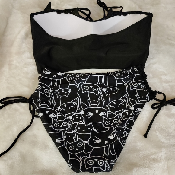 Cat Bikini - Picture 3 of 8